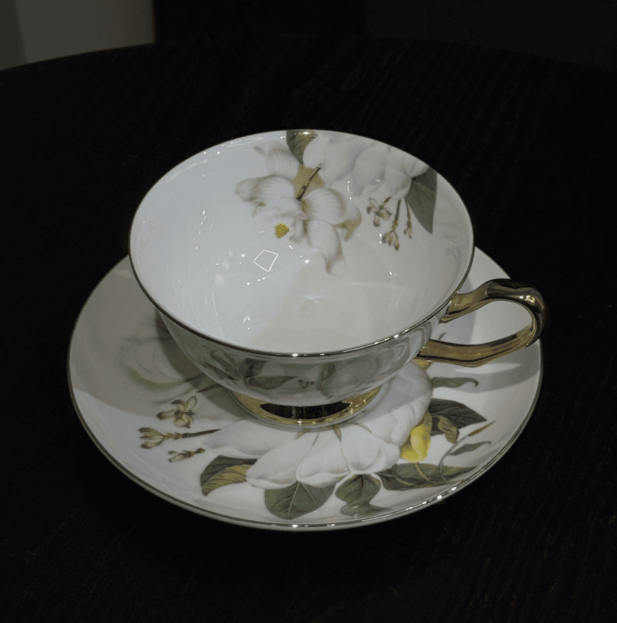 Magnolia Tea Cup Set